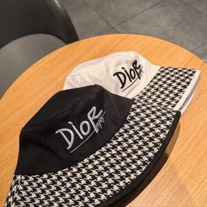 Dior Oblique Houndstooth Reversible Bucket Hat